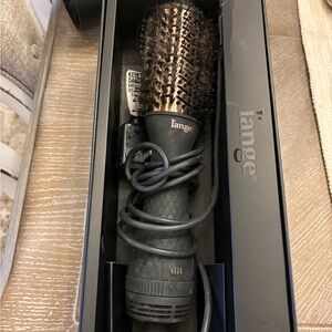 Lange Black and Gold Hair Tool